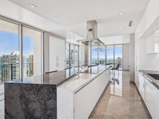 Квартира в аренду номер5-UPH04 - фото 6623829