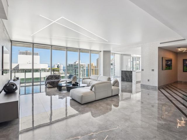 Квартира в аренду номер5-UPH04 - фото 6623836