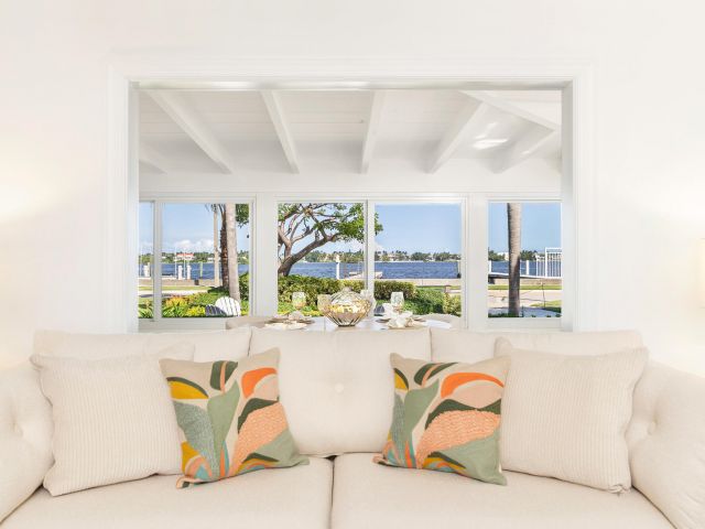 Продажа дома по адресу 6911 S Flagler Drive - фото 6626862