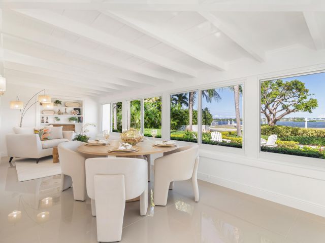 Продажа дома по адресу 6911 S Flagler Drive - фото 6626869