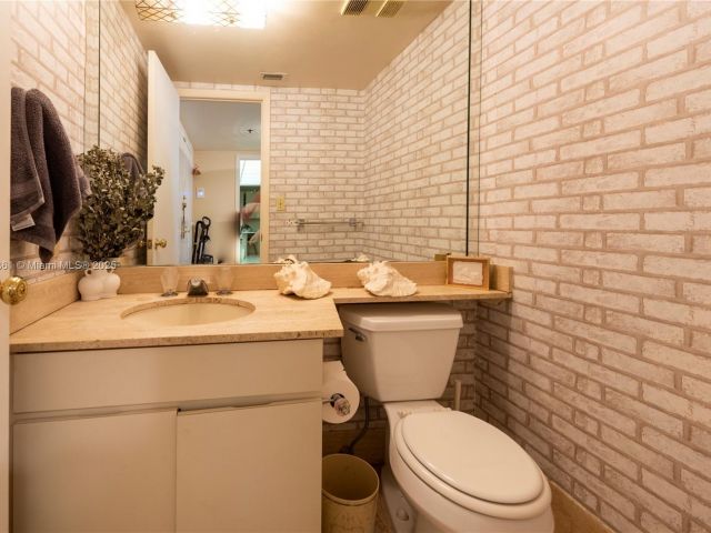 Продажа квартиры # - фото 6620940