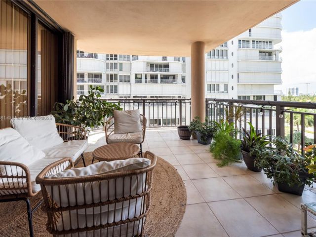 Продажа квартиры # - фото 6620947