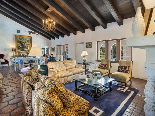 Дом в аренду по адресу 333 Murray Road - фото 6629327