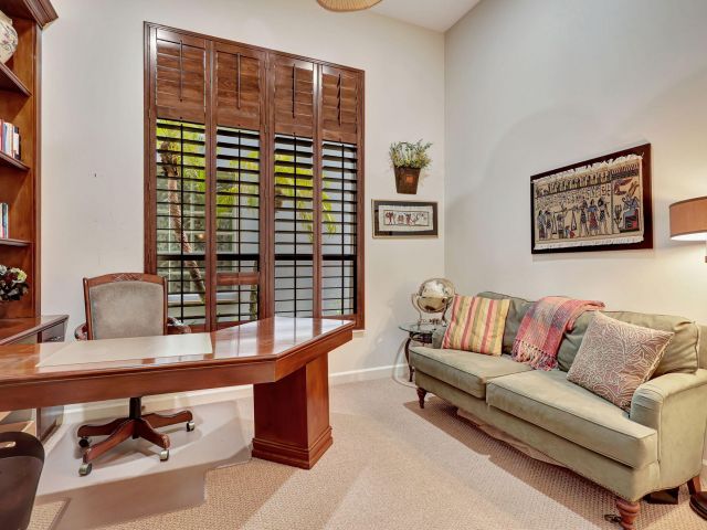 Дом в аренду по адресу 8671 Falcon Green Drive - фото 6628419