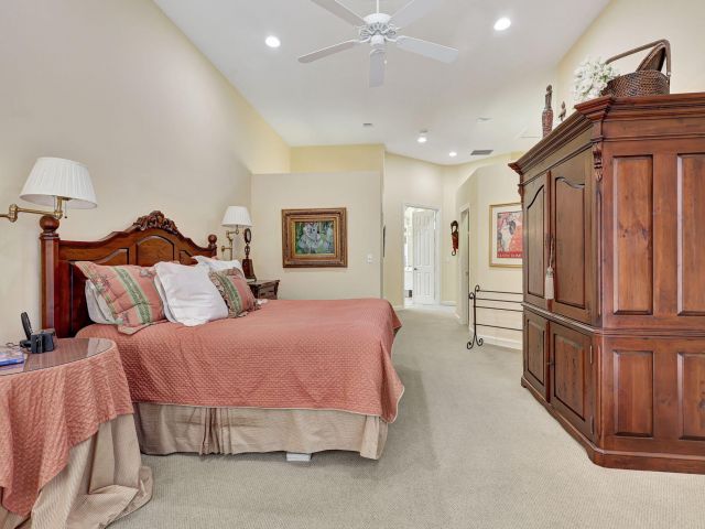 Дом в аренду по адресу 8671 Falcon Green Drive - фото 6628424