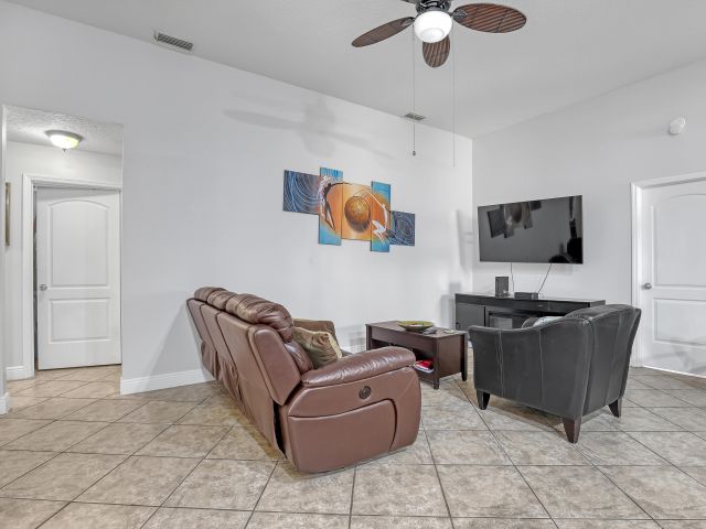 Продажа дома по адресу 5135 Foxhall Place - фото 6626472