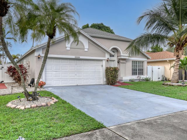 Продажа дома по адресу 5135 Foxhall Place - фото 6626479