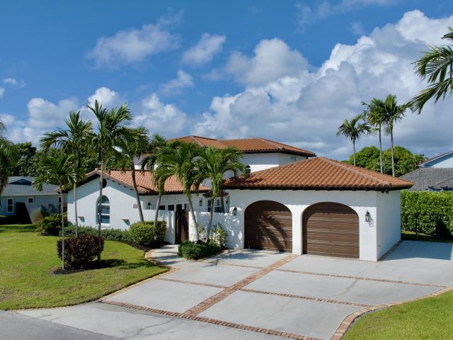 Дом в аренду по адресу 6401 Travis Road - фото 6634519