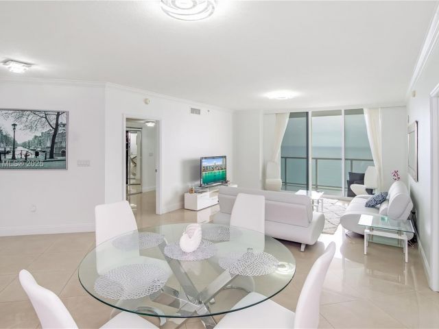 Продажа квартиры #2602 - фото 6635400