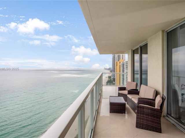 Продажа квартиры #2602 - фото 6635405