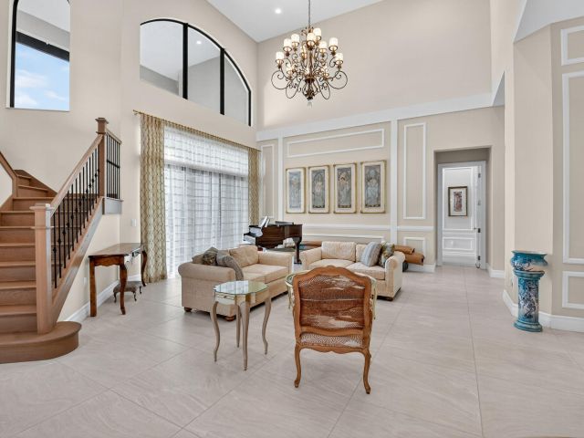 Продажа дома по адресу 16804 Strasbourg Lane - фото 6626211