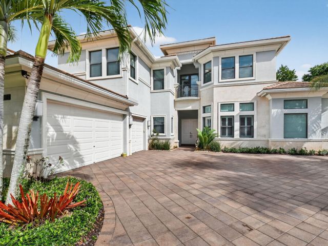 Продажа дома по адресу 16804 Strasbourg Lane - фото 6626213