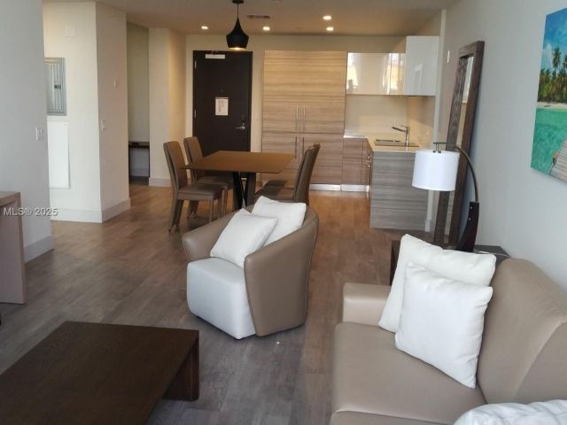 Продажа квартиры #N229 - фото 6627355