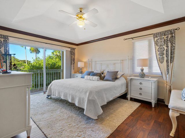 Дом в аренду по адресу 4407 Woodfield Boulevard - фото 6644333