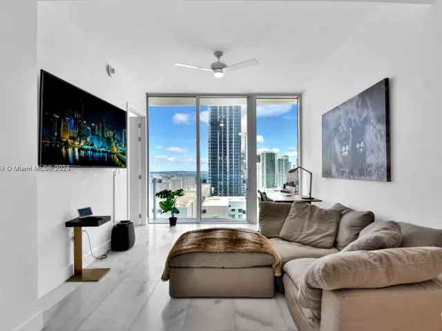 Продажа квартиры #3104 - фото 6639042