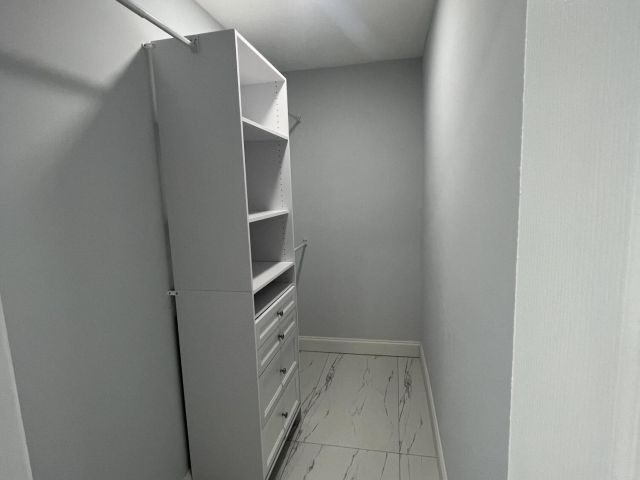 Продажа дома по адресу 1720 SW 13th Street - фото 6644517