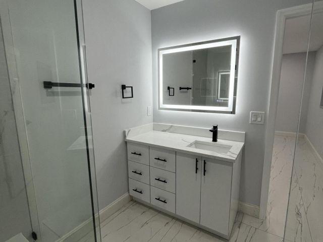 Продажа дома по адресу 1720 SW 13th Street - фото 6644519