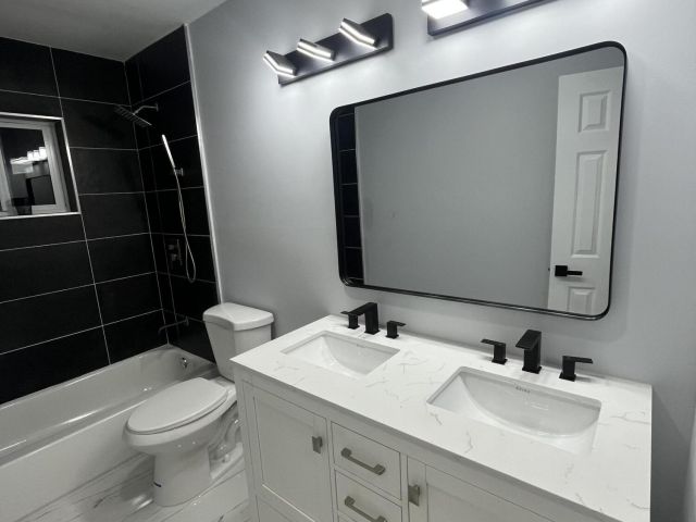 Продажа дома по адресу 1720 SW 13th Street - фото 6644521