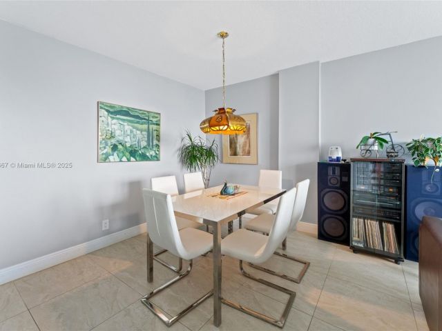 Продажа квартиры #1722 - фото 7446953