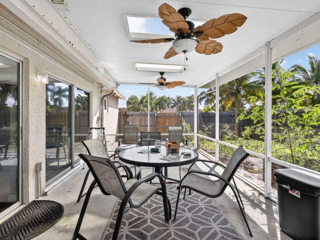 Продажа дома по адресу 1413 Westchester Drive N - фото 6628434