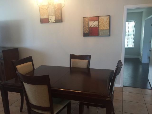 Дом в аренду по адресу 4135 Bay Laurel Way - фото 6644417