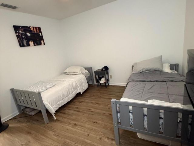 Дом в аренду по адресу 13530 52nd Court N - фото 6628535