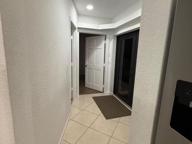 Дом в аренду по адресу 13530 52nd Court N - фото 6628537