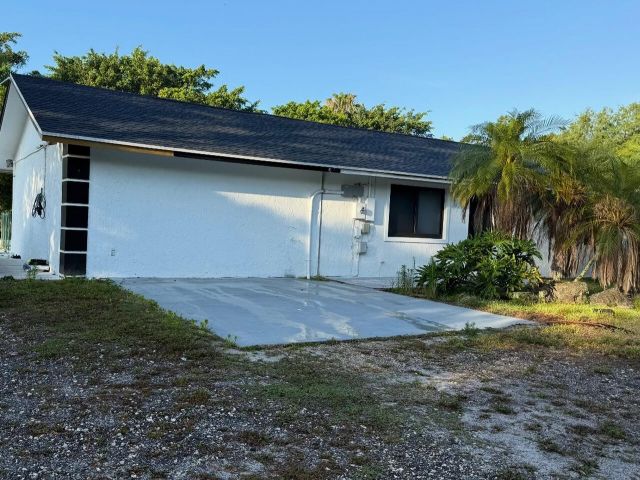 Дом в аренду по адресу 13530 52nd Court N - фото 6628544