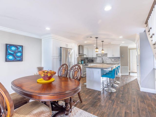 Дом в аренду по адресу 1038 Jeffery Street - фото 6644486