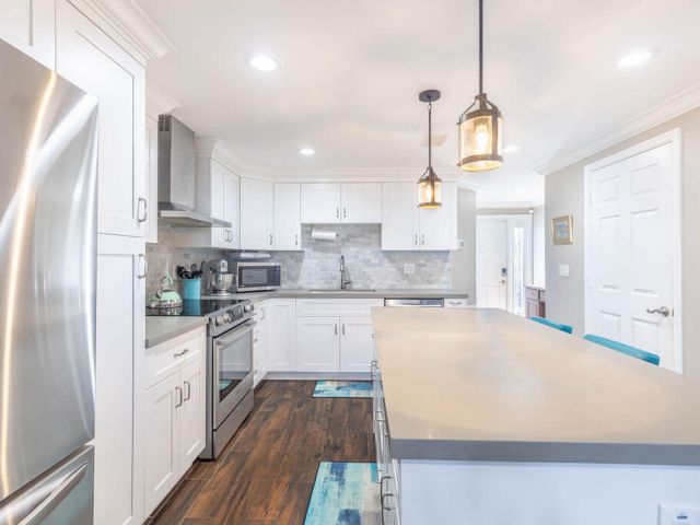 Дом в аренду по адресу 1038 Jeffery Street - фото 6644488