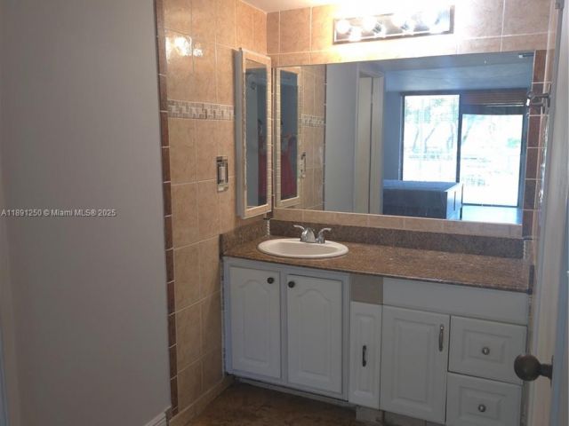 Квартира в аренду номерL18 - фото 7442044