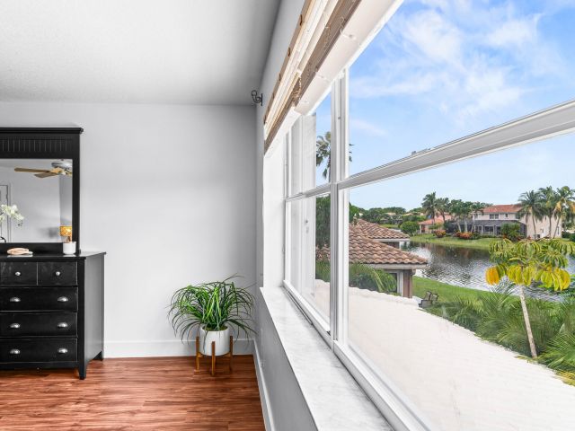 Продажа дома по адресу 21958 Palm Grass Drive - фото 6644134