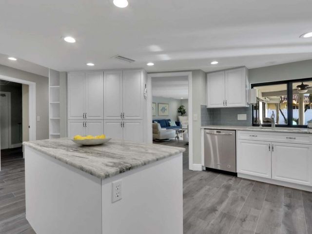 Дом в аренду по адресу 1501 Banyan Road - фото 6644474