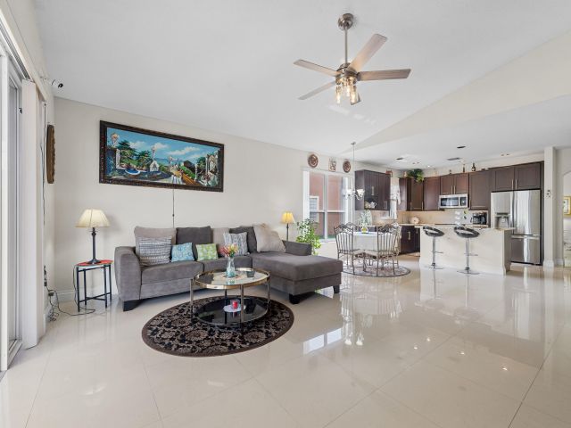 Продажа дома по адресу 21196 Via Ventura - фото 6644603