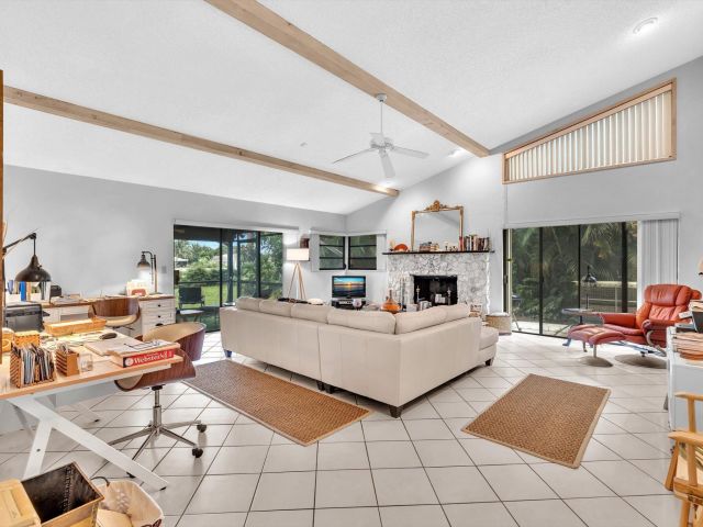 Продажа дома по адресу 3537 Lakeview Drive - фото 6631906