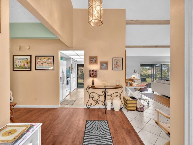 Продажа дома по адресу 3537 Lakeview Drive - фото 6631907