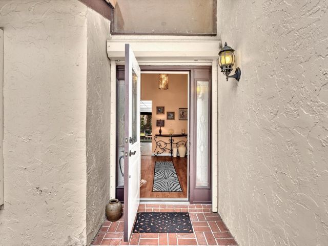 Продажа дома по адресу 3537 Lakeview Drive - фото 6631908