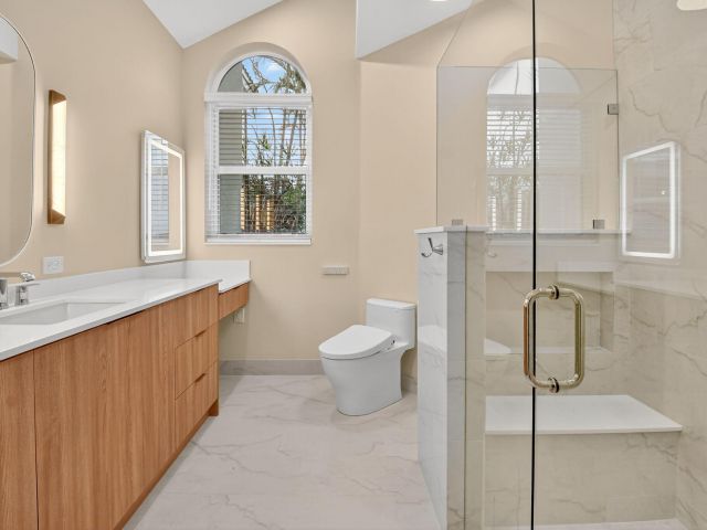 Продажа дома по адресу 6623 NW 25th Avenue - фото 6689053