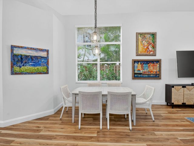 Продажа дома по адресу 6623 NW 25th Avenue - фото 6689070