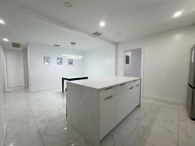 Продажа дома по адресу 1602 N 23 Avenue - фото 6644947