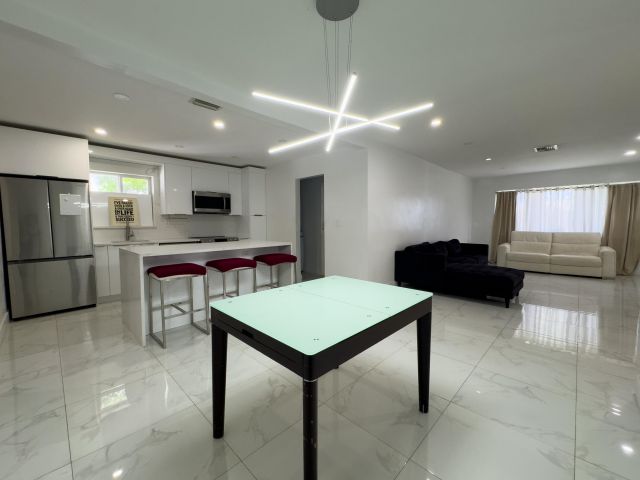 Продажа дома по адресу 1602 N 23 Avenue - фото 6644948