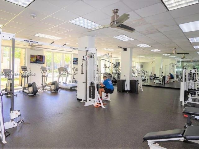 Продажа квартиры # - фото 7492190