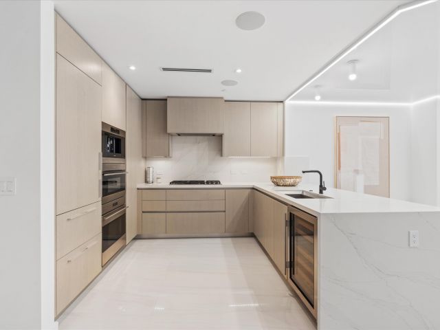 Продажа квартиры #N201 - фото 6635834