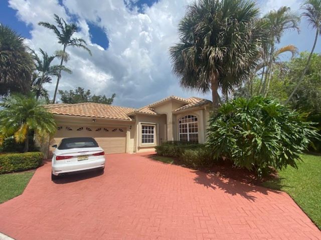 Дом в аренду по адресу 20892 La Questa Court - фото 6644427