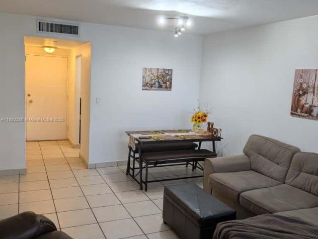 Продажа квартиры #736 - фото 7443699