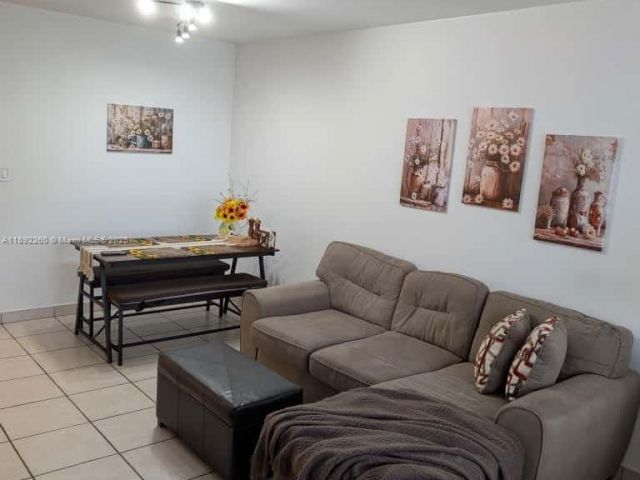 Продажа квартиры #736 - фото 7443703