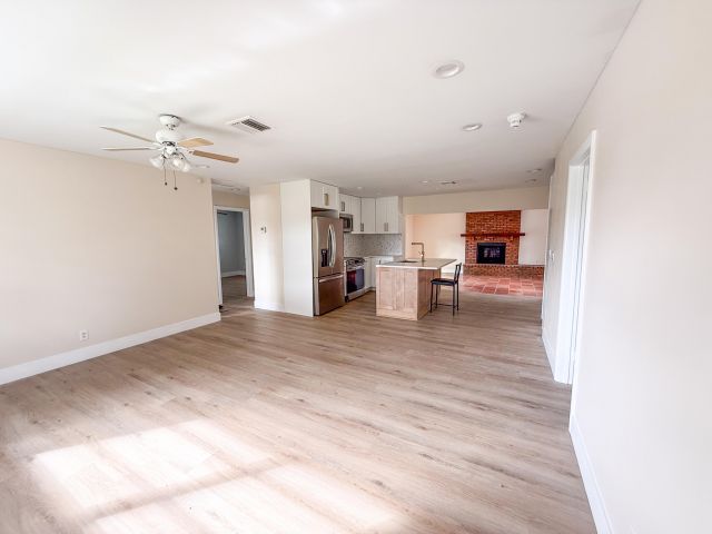 Продажа дома по адресу 2479 Pinecrest Court - фото 6894196