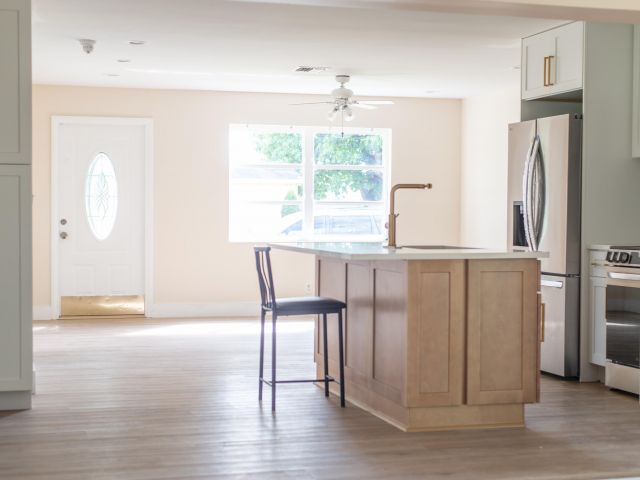 Продажа дома по адресу 2479 Pinecrest Court - фото 6894198