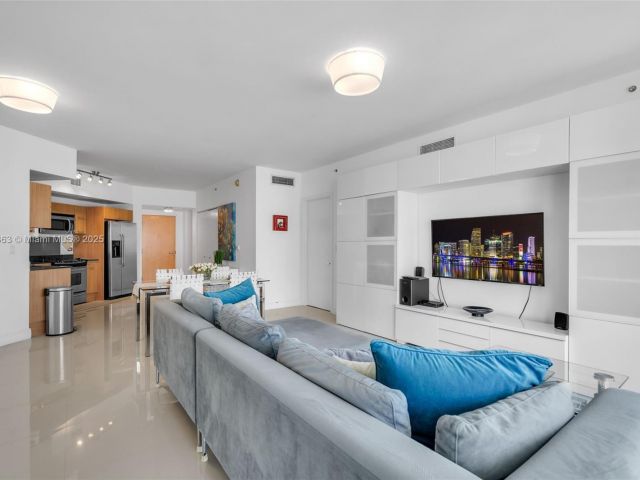 Продажа квартиры #1601 - фото 6630034