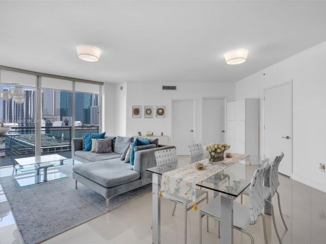 Продажа квартиры #1601 - фото 6630035